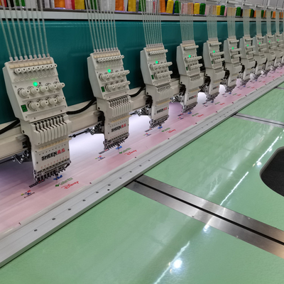 Il ricamo industriale di alta qualità lavora 924 alte velocità a macchina della Cina
